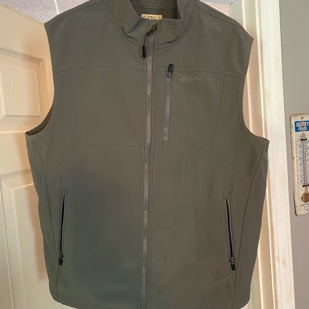 Redhead Men's Softshell Vest